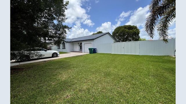 22262 SW 127th Pl #22262 Miami, FL 33170